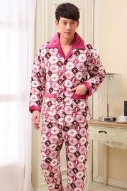 男士睡衣照片,尽显优雅居家风采